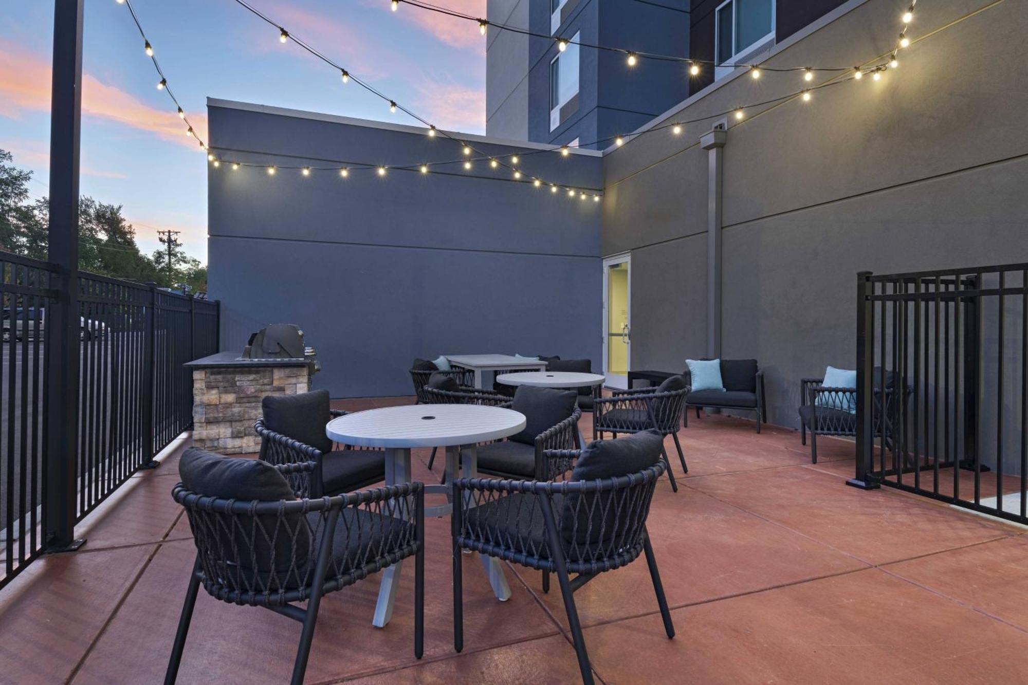 Towneplace Suites By Marriott Brentwood エクステリア 写真